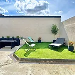 Maison Design 11 Pers -terrasse -netflix -confort Tatil Evi *